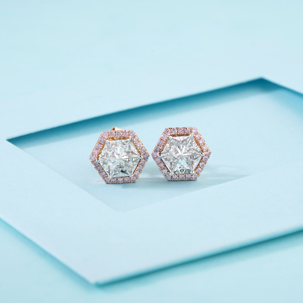 What is the difference between lab grown jewellery and normal&nbsp;jewellery?